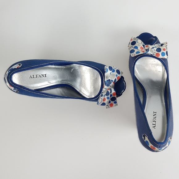 NWOT Alfani Wedge Peep Toe Heel Pumps Size 9 | New Preppy Soft Girl Going Out - Picture 3 of 5